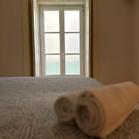 Central Bedroom In Shared House In Chiado - Historic Center Of Lisboa Eksteriør billede